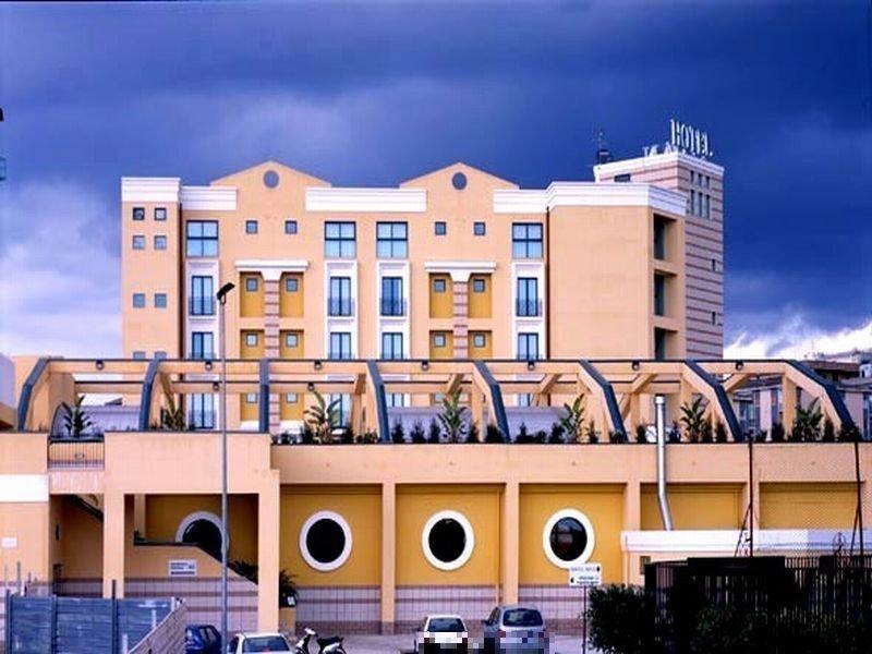 Hotel Apan Reggio di Calabria Eksteriør billede